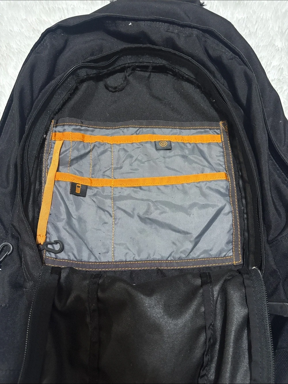 THE NORTH FACE VAULT BACKPACK